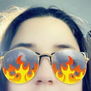 Meet your Posher, Ciara